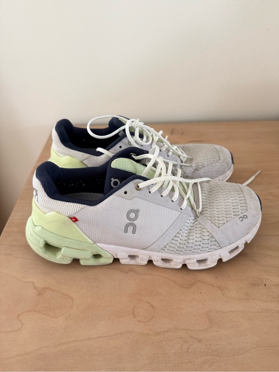 On Running Shoes - On Running Women's Light Gray and Lime Green Cloud Sneakers